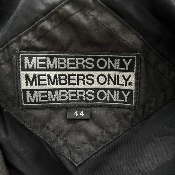Men's Vintage Members Only Black Jacket - Picture 2 of 2